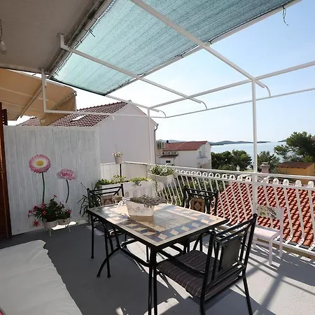 Gloria 布罗达里卡