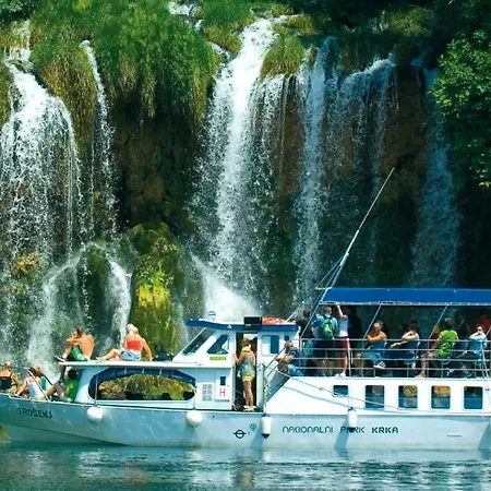 Gloria * Brodarica (Sibenik-Knin)