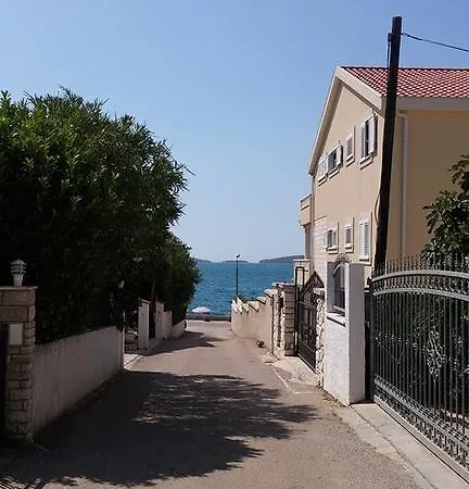 Gloria Apartament *