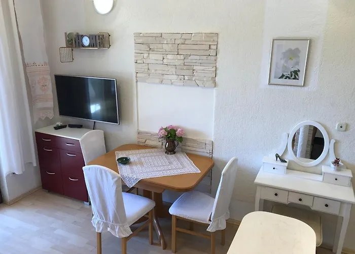 Gloria Brodarica (Sibenik-Knin)