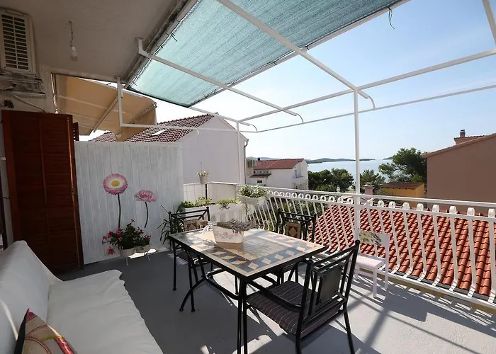 Gloria 브로다리카