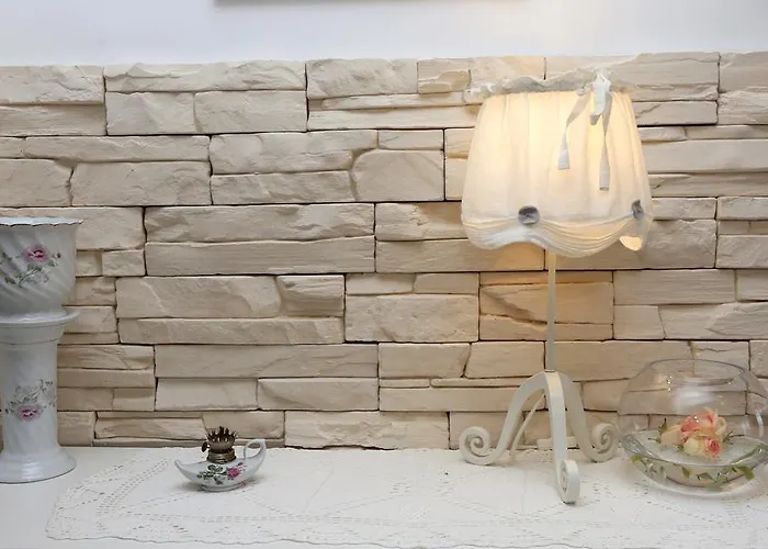 Gloria 브로다리카