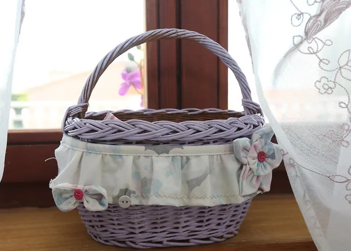 Gloria 브로다리카